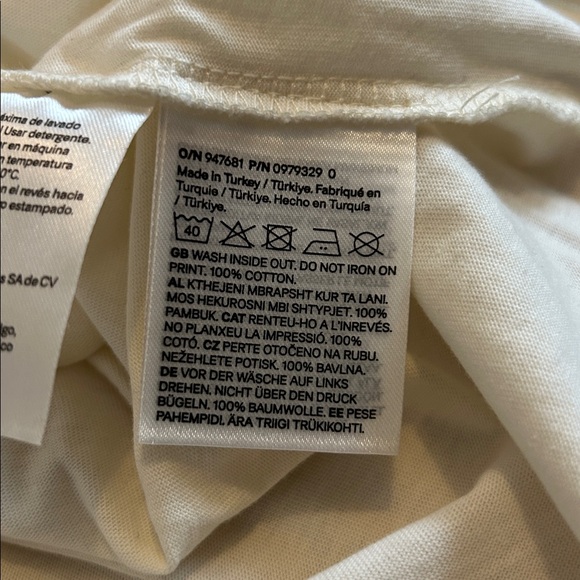 H&M tee - Picture 3 of 3